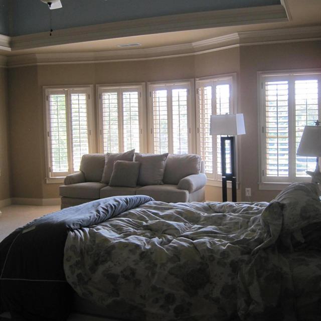 Bedroom with lArge windows 