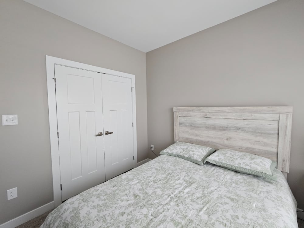Bedroom, Neutral Paint, Closet, Sherwin-Williams, Delaware Painting, Residential Painting, Interior Painting, Color Consultation, Color Consultant, Remodeling, Expert Painting, Wilmington