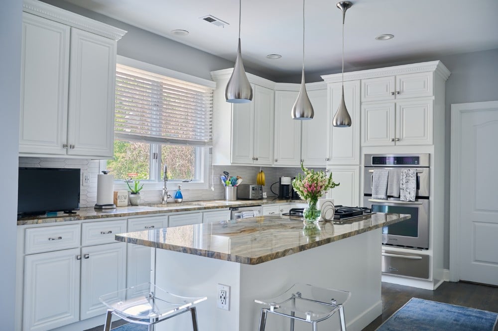 Kitchen, Cabinets, Neutral Paint, Light Tones, Modern, Benjamin Moore, Delaware Painting, Residential Painting, Interior Painting, Color Consultation, Color Consultant, Remodeling, Expert Painting, 19711
