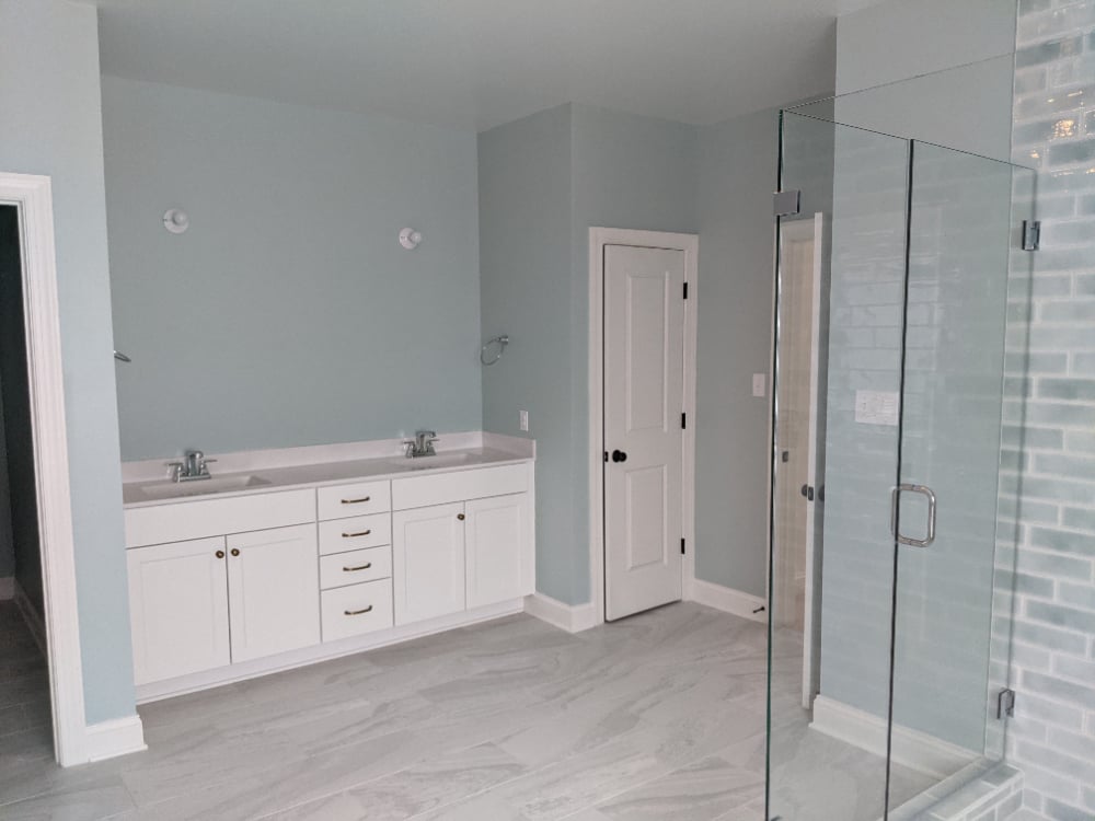 Master Bath- Walls, Ceiling & Trim