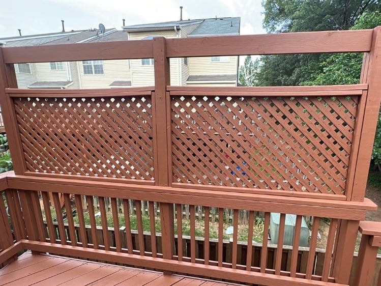 Refreshed and Re-Stained Deck Privacy Screen.