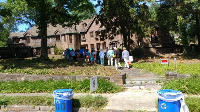 view of house during Fisher Park tour.